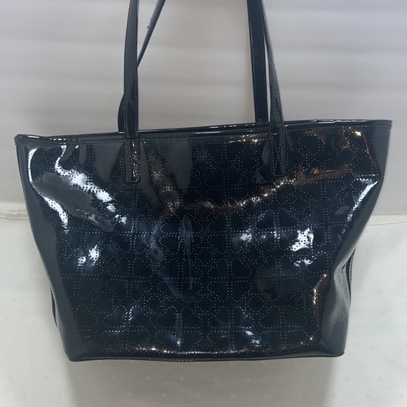 Authentic kate spade Harmony Metro Patent Leather Perferated Purse Tote- SALE! - Picture 3 of 15